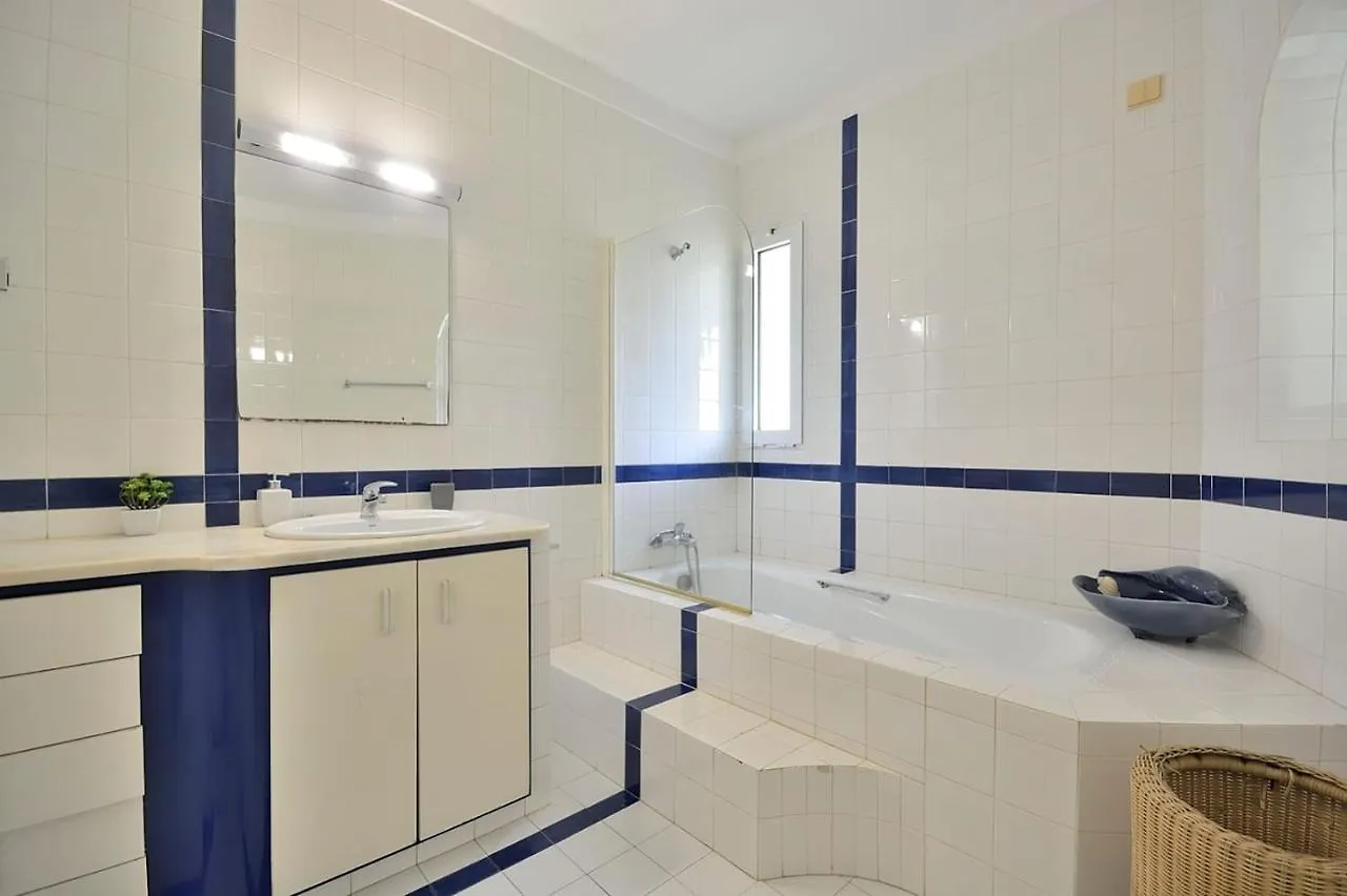 Villa Enar - Private Pool - Beach - Free Wi-Fi - Air Con Albufeira