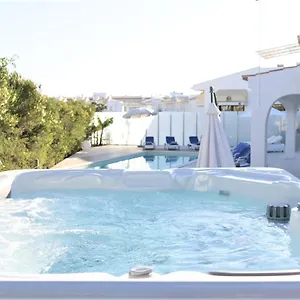  Villa Namora - Private Swimming Pool & Hot Jacuzzi