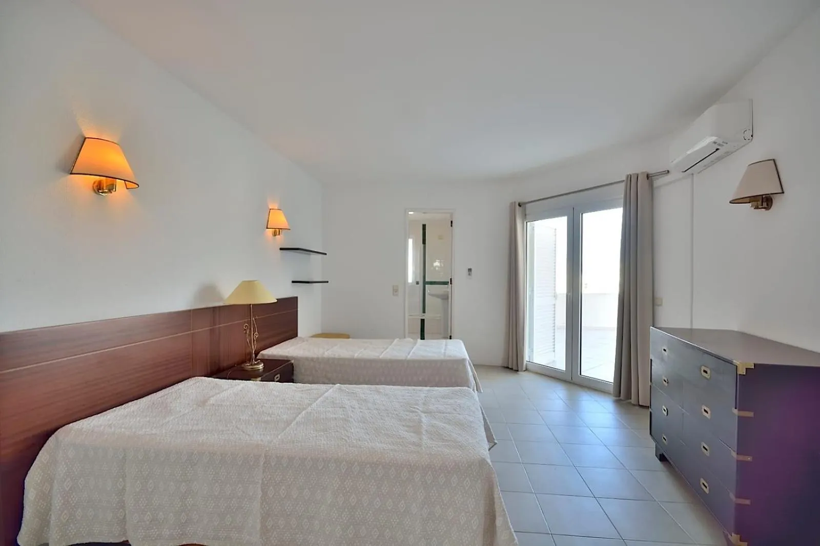 Villa Enar - Private Pool - Beach - Free Wi-Fi - Air Con Albufeira Portugal